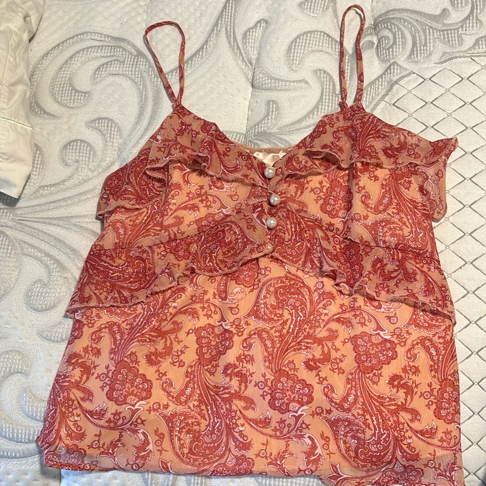 Beautiful EXPRESS top NWT